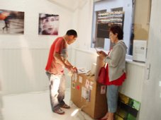 petit party salalai foto bego&ntilde;a mu&ntilde;oz 2007 courtesy from the artist to lai museum all rights reserved