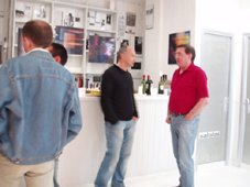 petit party salalai foto bego&ntilde;a mu&ntilde;oz 2007 courtesy from the artist to lai museum all rights reserved