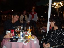 michael chia en la terraza del cafe dindurra de gijon foto jf carrascal 2007