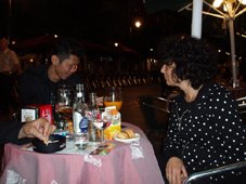 michael chia en la terraza del cafe dindurra de gijon foto jf carrascal 2007